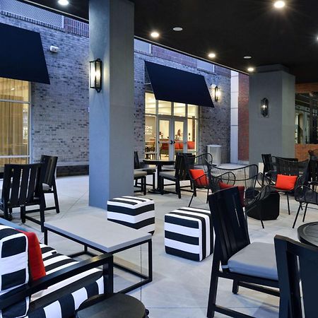 Hampton Inn & Suites Greensboro Downtown, Nc Екстер'єр фото