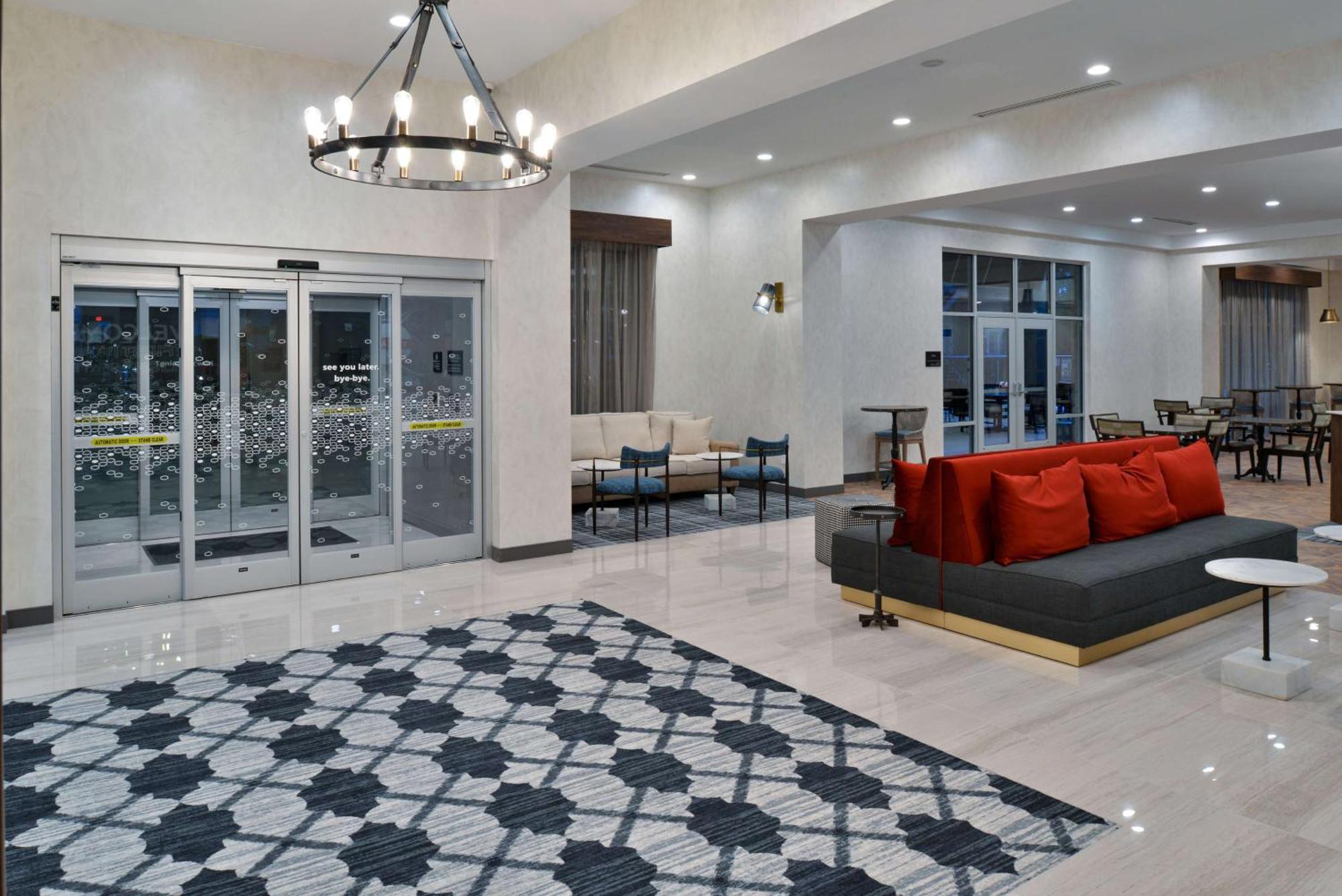 Hampton Inn & Suites Greensboro Downtown, Nc Екстер'єр фото